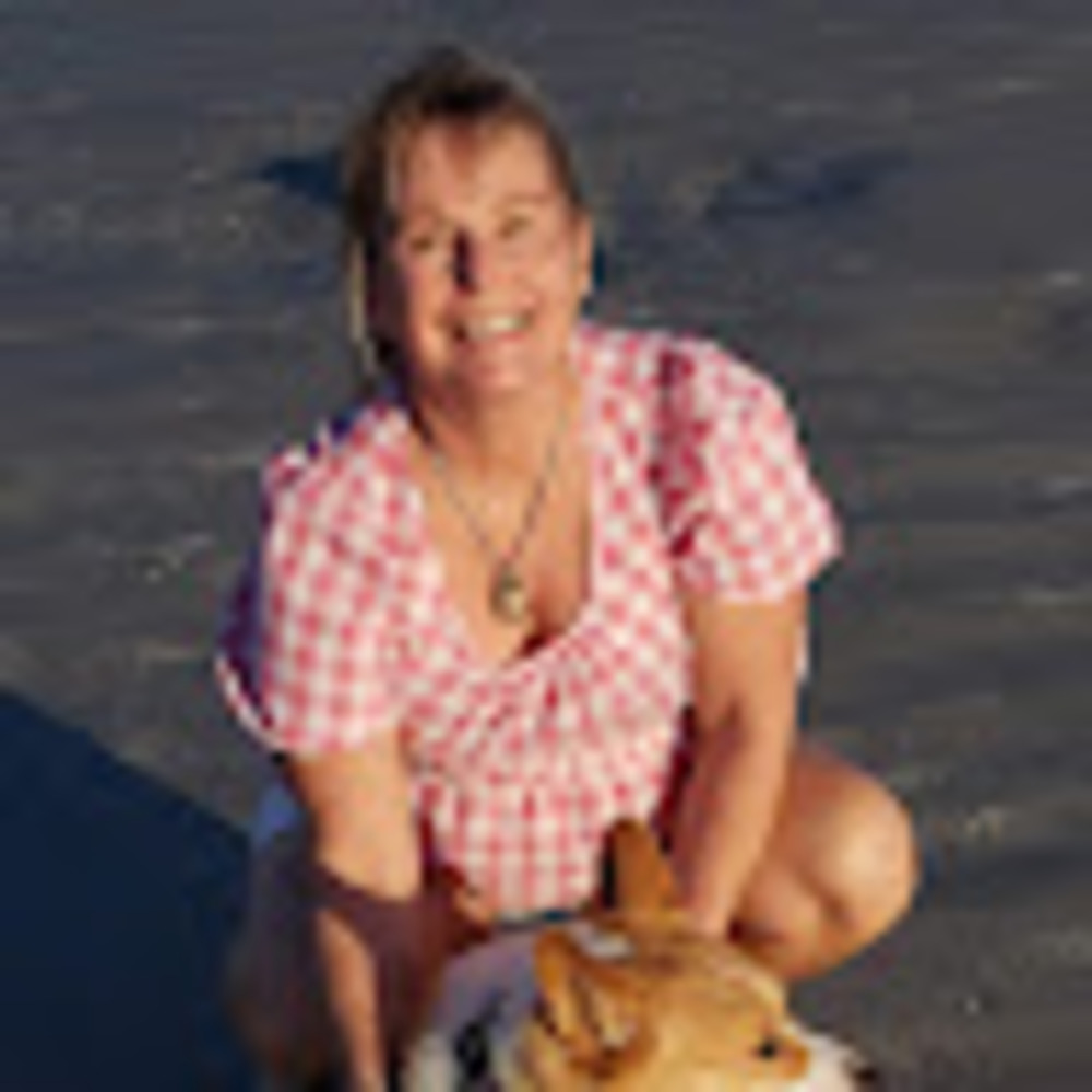 Meet your Posher, Izabella